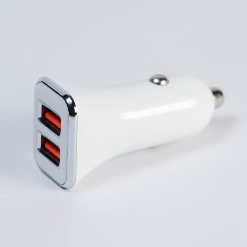 شارژر فندکی مدل  WKN-710، با 2 پورت USB - نمای دوم